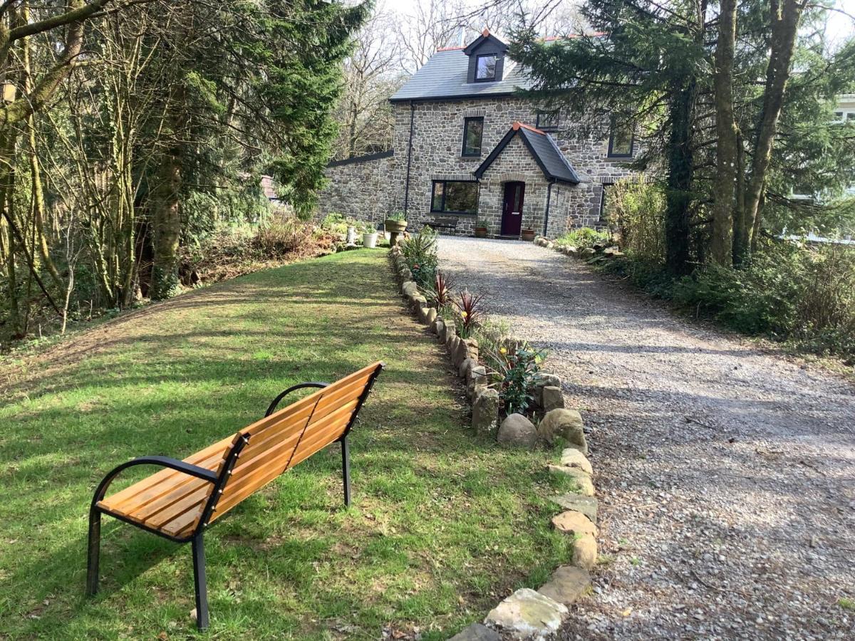 Hotel Little London Bed & Breakfast And Glamping Pod Abercraf Zewnętrze zdjęcie