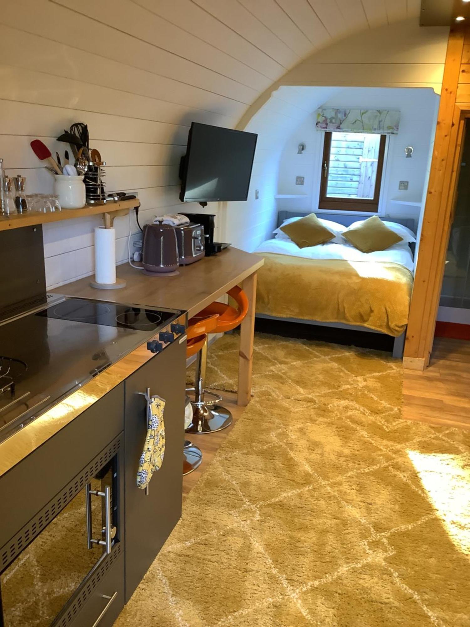 Hotel Little London Bed & Breakfast And Glamping Pod Abercraf Zewnętrze zdjęcie